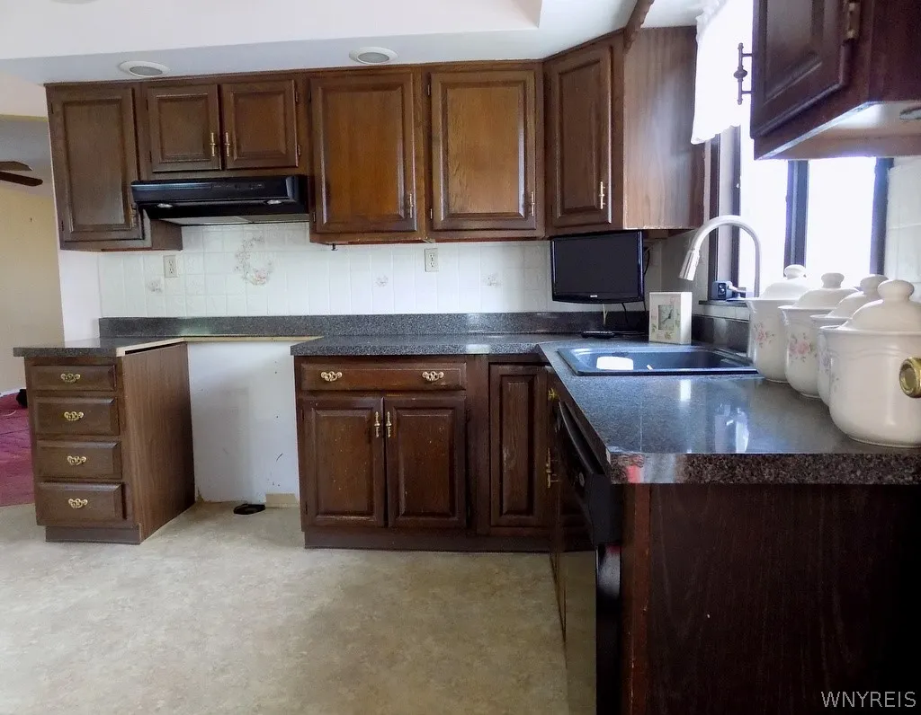 161 Brighton Road, Tonawanda, New York 14150, Tonawanda, New York 14150, 3 Bedrooms Bedrooms, 6 Rooms Rooms,1 BathroomBathrooms,Residential,For Sale,161 Brighton Road, Tonawanda, New York 14150,0,B1683488