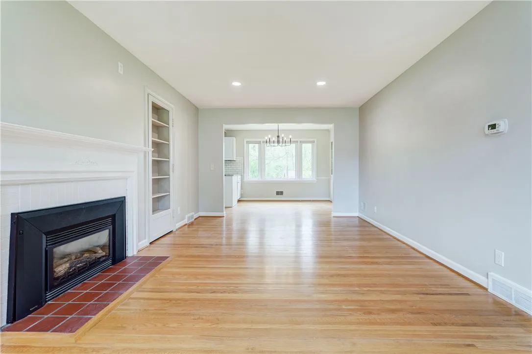 15 Lochnavar Parkway, Pittsford, New York 14534, Pittsford, New York 14534, 3 Bedrooms Bedrooms, 5 Rooms Rooms,1 BathroomBathrooms,Residential,For Sale,15 Lochnavar Parkway, Pittsford, New York 14534,0,R1684323