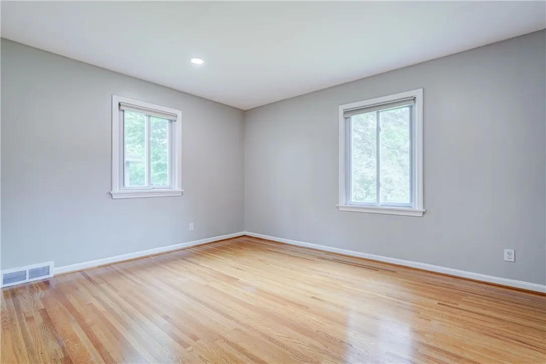 15 Lochnavar Parkway, Pittsford, New York 14534, Pittsford, New York 14534, 3 Bedrooms Bedrooms, 5 Rooms Rooms,1 BathroomBathrooms,Residential,For Sale,15 Lochnavar Parkway, Pittsford, New York 14534,0,R1684323