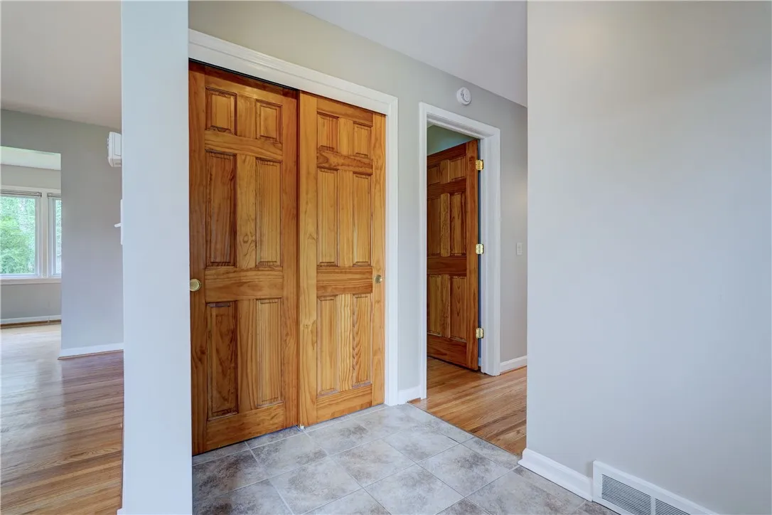 15 Lochnavar Parkway, Pittsford, New York 14534, Pittsford, New York 14534, 3 Bedrooms Bedrooms, 5 Rooms Rooms,1 BathroomBathrooms,Residential,For Sale,15 Lochnavar Parkway, Pittsford, New York 14534,0,R1684323
