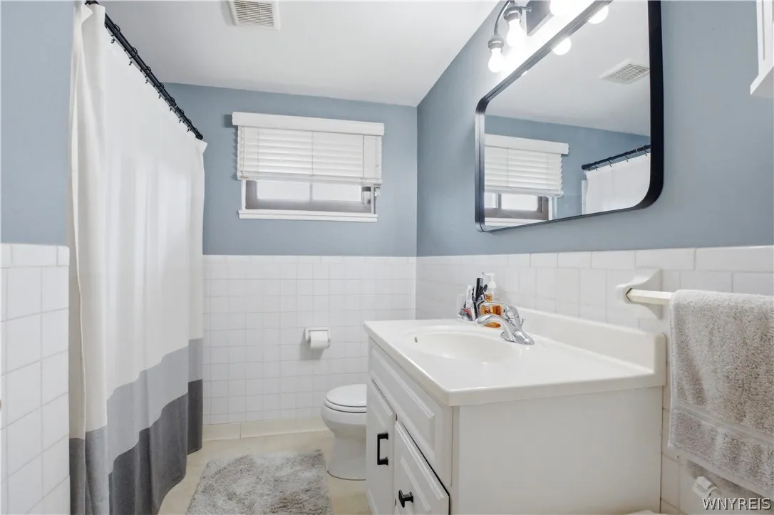 1717 Orchard Park Road, West Seneca, New York 1422, West Seneca, New York 14224, 2 Bedrooms Bedrooms, 8 Rooms Rooms,1 BathroomBathrooms,Residential,For Sale,1717 Orchard Park Road, West Seneca, New York 1422,0,B1684430