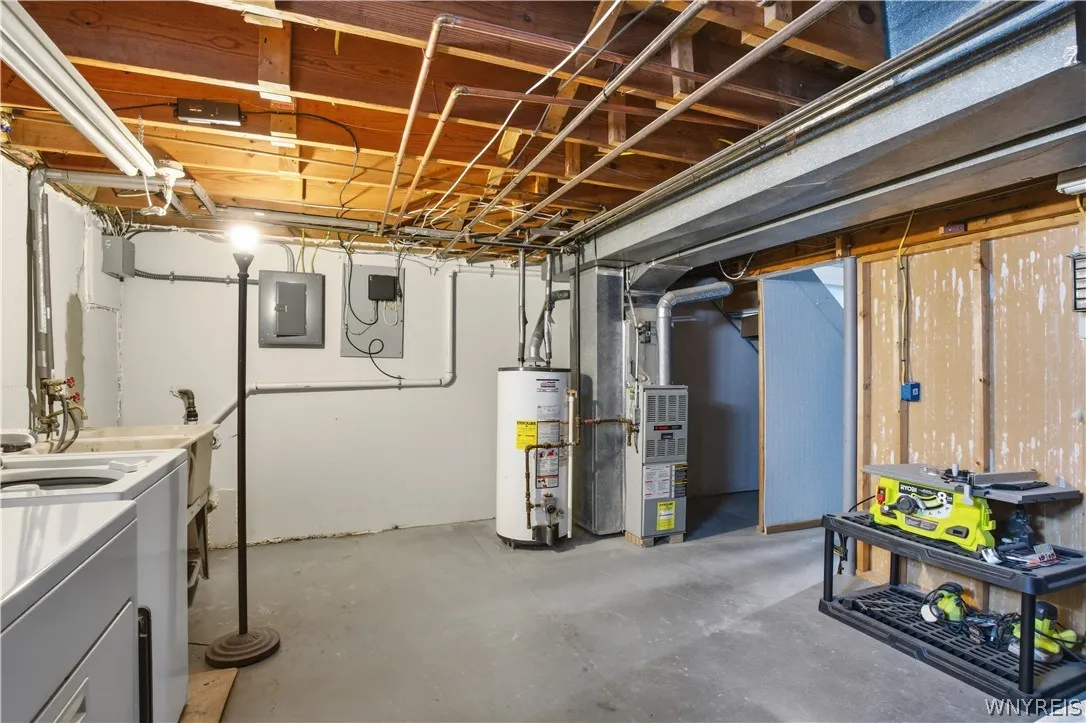 1717 Orchard Park Road, West Seneca, New York 1422, West Seneca, New York 14224, 2 Bedrooms Bedrooms, 8 Rooms Rooms,1 BathroomBathrooms,Residential,For Sale,1717 Orchard Park Road, West Seneca, New York 1422,0,B1684430