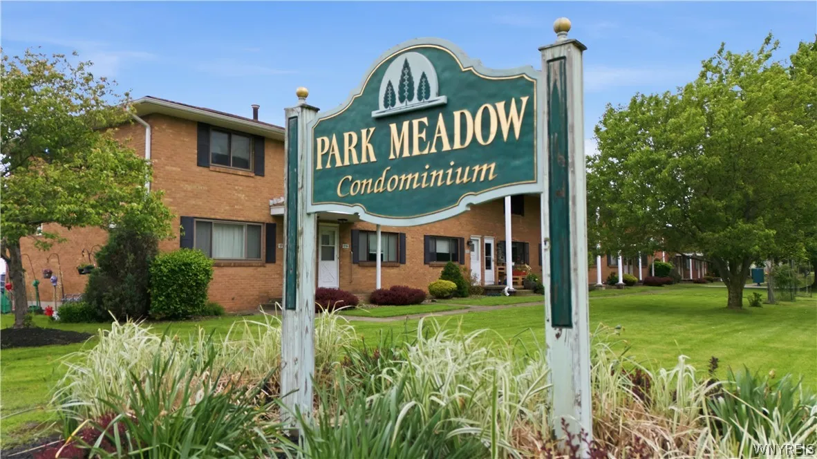 1717 Orchard Park Road, West Seneca, New York 1422, West Seneca, New York 14224, 2 Bedrooms Bedrooms, 8 Rooms Rooms,1 BathroomBathrooms,Residential,For Sale,1717 Orchard Park Road, West Seneca, New York 1422,0,B1684430
