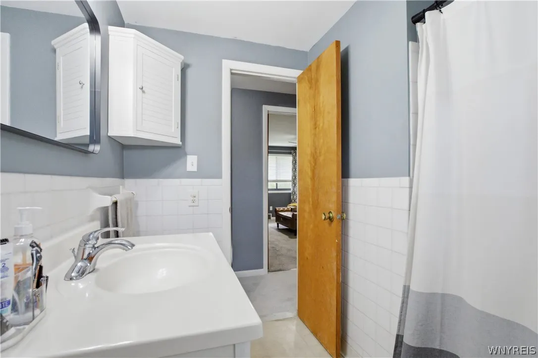 1717 Orchard Park Road, West Seneca, New York 1422, West Seneca, New York 14224, 2 Bedrooms Bedrooms, 8 Rooms Rooms,1 BathroomBathrooms,Residential,For Sale,1717 Orchard Park Road, West Seneca, New York 1422,0,B1684430