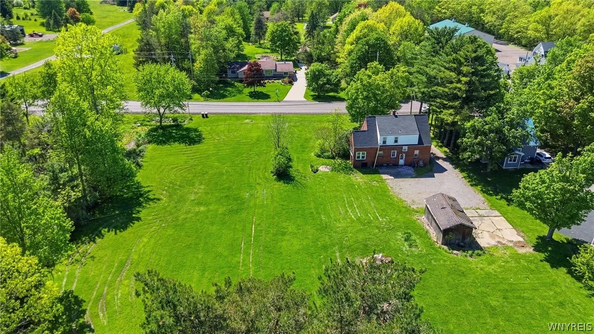 6467 Chestnut Ridge Road, Orchard Park, New York 1, Orchard Park, New York 14127, 5 Bedrooms Bedrooms, 9 Rooms Rooms,1 BathroomBathrooms,Residential,For Sale,6467 Chestnut Ridge Road, Orchard Park, New York 1,0,B1684432