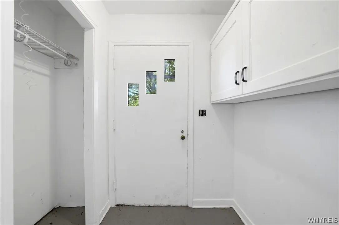 6467 Chestnut Ridge Road, Orchard Park, New York 1, Orchard Park, New York 14127, 5 Bedrooms Bedrooms, 9 Rooms Rooms,1 BathroomBathrooms,Residential,For Sale,6467 Chestnut Ridge Road, Orchard Park, New York 1,0,B1684432