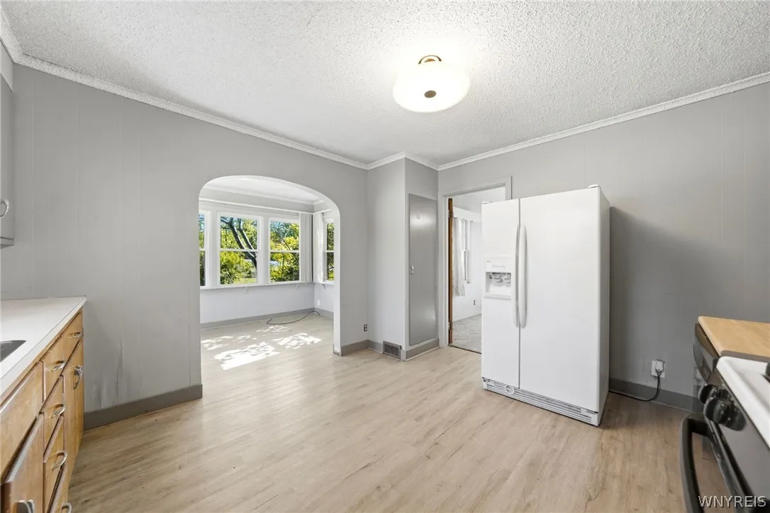 6467 Chestnut Ridge Road, Orchard Park, New York 1, Orchard Park, New York 14127, 5 Bedrooms Bedrooms, 9 Rooms Rooms,1 BathroomBathrooms,Residential,For Sale,6467 Chestnut Ridge Road, Orchard Park, New York 1,0,B1684432