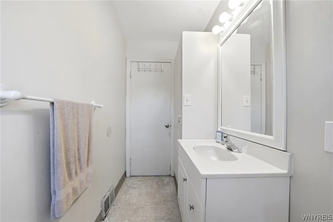 1st Floor half Bath