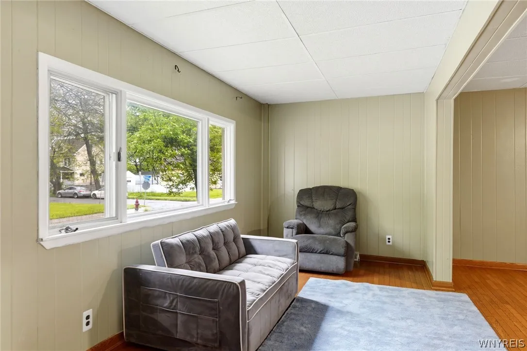1439 Kenmore Avenue, Tonawanda, New York 14217, Tonawanda, New York 14217, 3 Bedrooms Bedrooms, 10 Rooms Rooms,2 BathroomsBathrooms,Residential,For Sale,1439 Kenmore Avenue, Tonawanda, New York 14217,0,B1684355