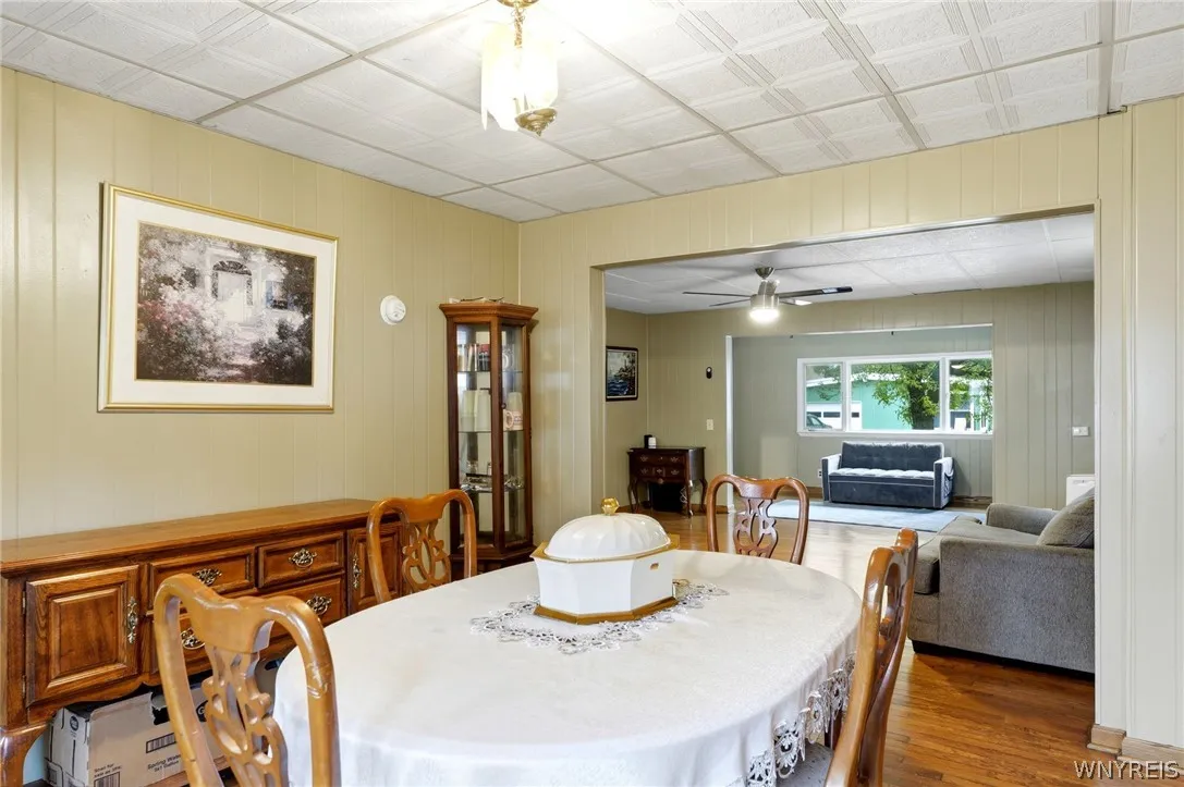 1439 Kenmore Avenue, Tonawanda, New York 14217, Tonawanda, New York 14217, 3 Bedrooms Bedrooms, 10 Rooms Rooms,2 BathroomsBathrooms,Residential,For Sale,1439 Kenmore Avenue, Tonawanda, New York 14217,0,B1684355
