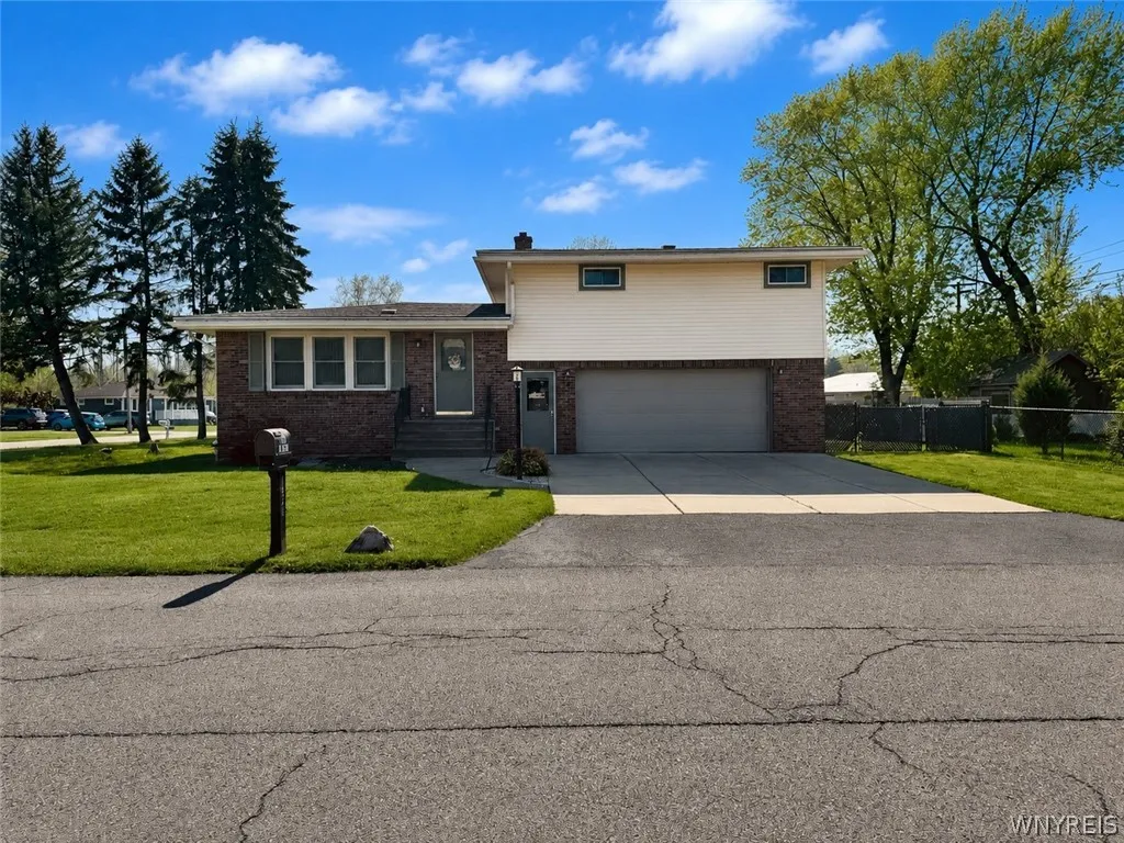 1626 South Bend Lane, Hamburg, New York 14085, Hamburg, New York 14085, 3 Bedroom Bedrooms, 6 Room Rooms,2 BathroomBathrooms,Residential,Closed,1626 South Bend Lane, Hamburg, New York 14085,0,B1678462