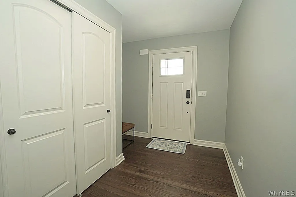 1003 Carriage Lane, West Seneca, New York 14224, West Seneca, New York 14224, 2 Bedrooms Bedrooms, 6 Rooms Rooms,2 BathroomsBathrooms,Residential,For Sale,1003 Carriage Lane, West Seneca, New York 14224,0,B1684986