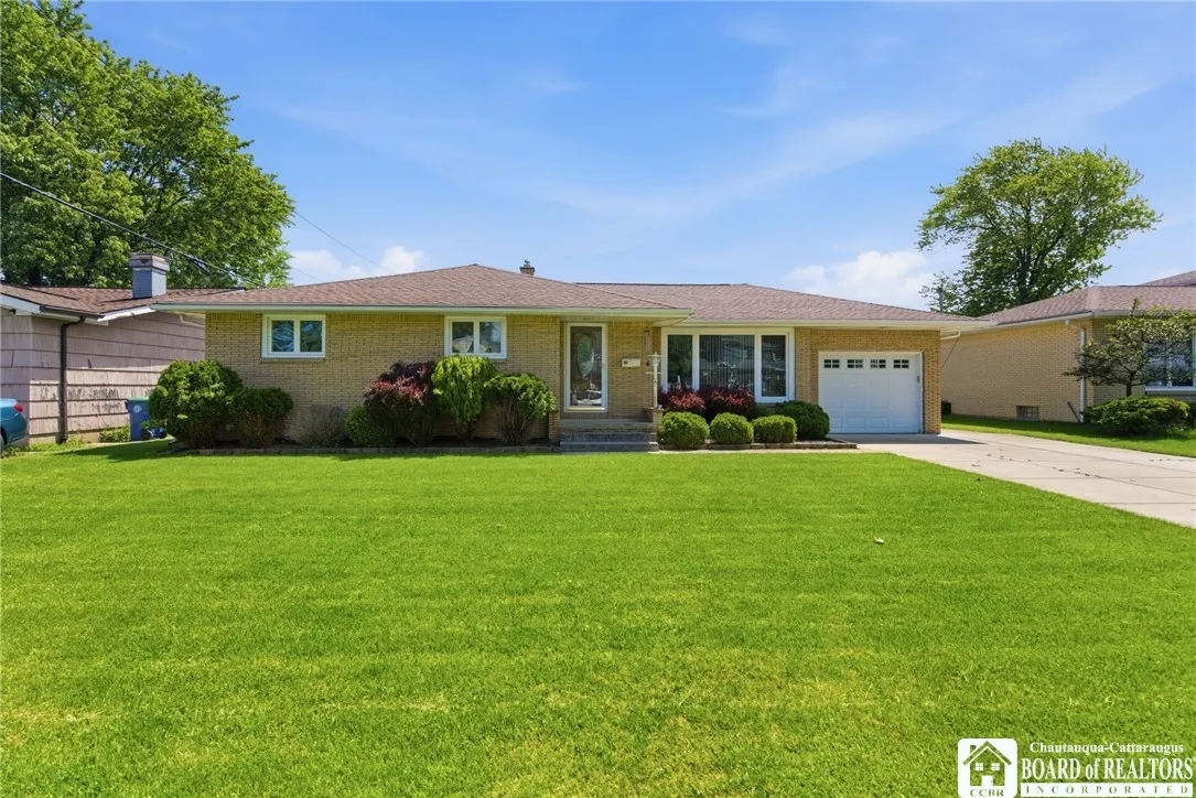 133 Delta Road, Amherst, New York 14226, Amherst, New York 14226, 3 Bedrooms Bedrooms, 7 Rooms Rooms,1 BathroomBathrooms,Residential,For Sale,133 Delta Road, Amherst, New York 14226,0,R1685276