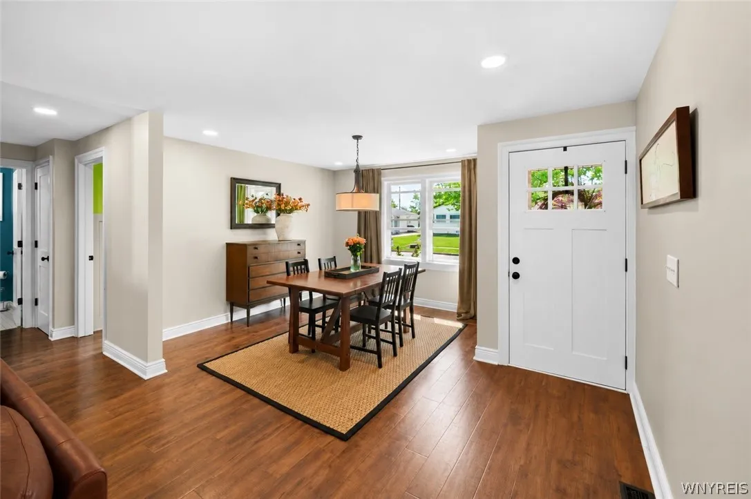 635 Lynbrook Avenue, Tonawanda, New York 14150, Tonawanda, New York 14150, 3 Bedrooms Bedrooms, 9 Rooms Rooms,2 BathroomsBathrooms,Residential,For Sale,635 Lynbrook Avenue, Tonawanda, New York 14150,0,B1684642