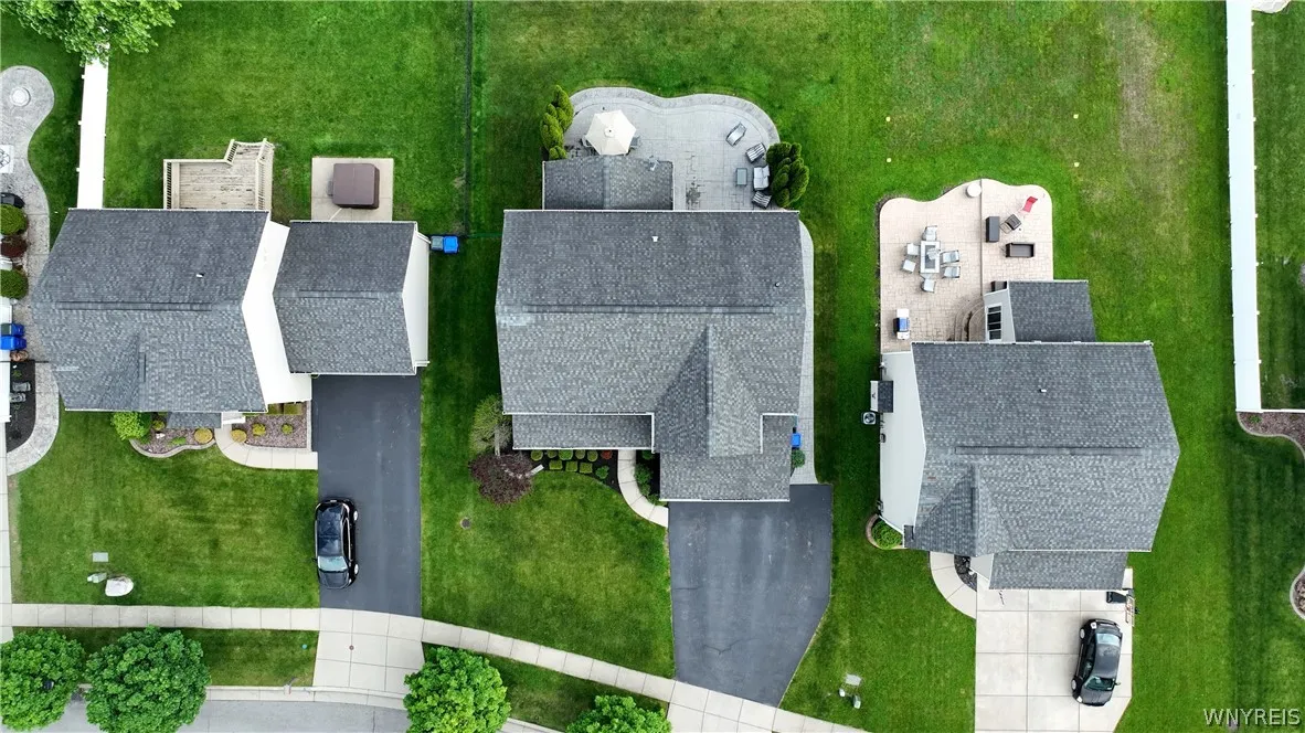 26 Morris Crescent, West Seneca, New York 14224, West Seneca, New York 14224, 3 Bedrooms Bedrooms, 10 Rooms Rooms,2 BathroomsBathrooms,Residential,For Sale,26 Morris Crescent, West Seneca, New York 14224,0,B1682630