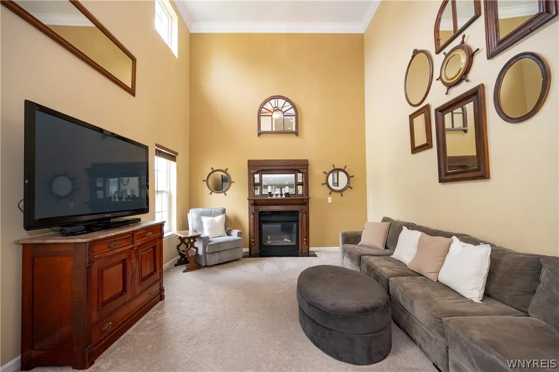 26 Morris Crescent, West Seneca, New York 14224, West Seneca, New York 14224, 3 Bedrooms Bedrooms, 10 Rooms Rooms,2 BathroomsBathrooms,Residential,For Sale,26 Morris Crescent, West Seneca, New York 14224,0,B1682630