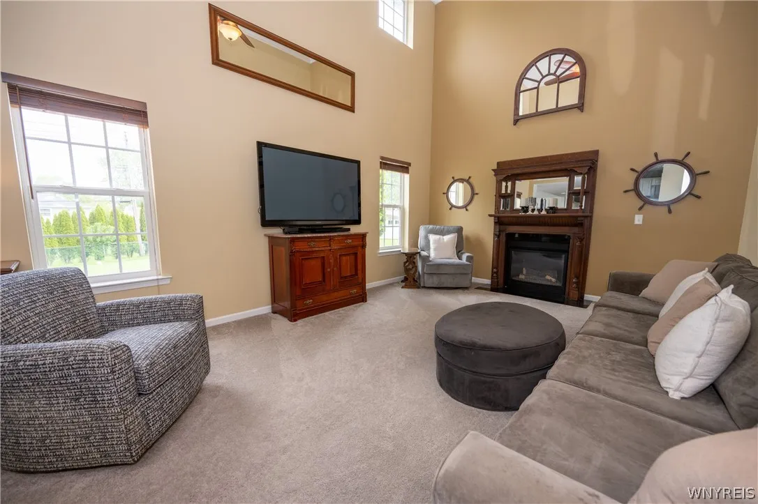 26 Morris Crescent, West Seneca, New York 14224, West Seneca, New York 14224, 3 Bedrooms Bedrooms, 10 Rooms Rooms,2 BathroomsBathrooms,Residential,For Sale,26 Morris Crescent, West Seneca, New York 14224,0,B1682630