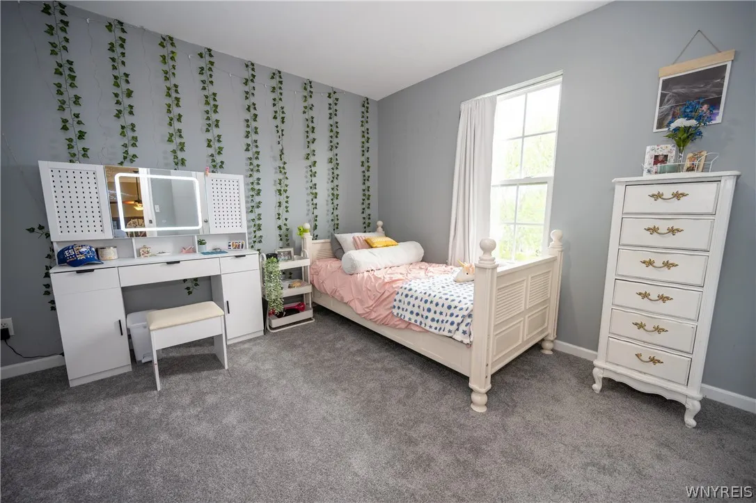 26 Morris Crescent, West Seneca, New York 14224, West Seneca, New York 14224, 3 Bedrooms Bedrooms, 10 Rooms Rooms,2 BathroomsBathrooms,Residential,For Sale,26 Morris Crescent, West Seneca, New York 14224,0,B1682630
