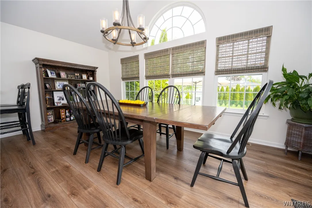 26 Morris Crescent, West Seneca, New York 14224, West Seneca, New York 14224, 3 Bedrooms Bedrooms, 10 Rooms Rooms,2 BathroomsBathrooms,Residential,For Sale,26 Morris Crescent, West Seneca, New York 14224,0,B1682630