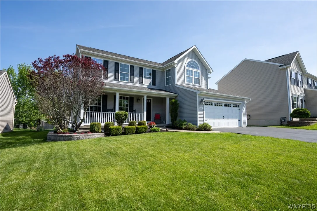 26 Morris Crescent, West Seneca, New York 14224, West Seneca, New York 14224, 3 Bedrooms Bedrooms, 10 Rooms Rooms,2 BathroomsBathrooms,Residential,For Sale,26 Morris Crescent, West Seneca, New York 14224,0,B1682630