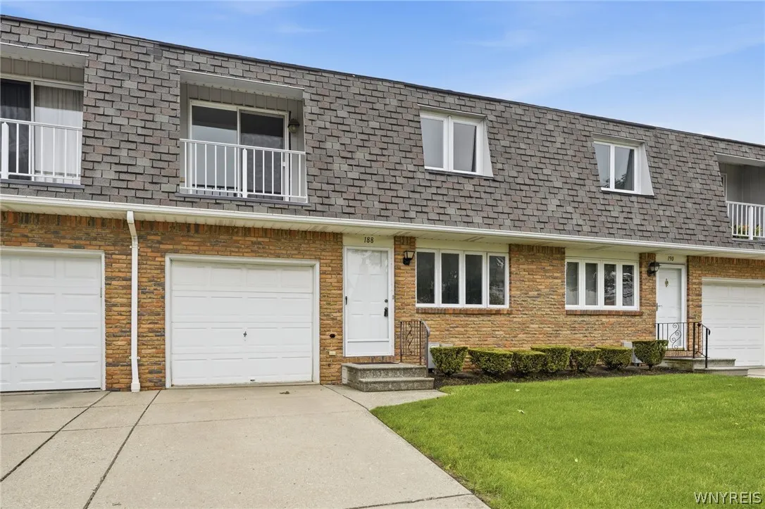 188 Rebecca Park, Buffalo, New York 14207, Buffalo, New York 14207, 3 Bedrooms Bedrooms, 7 Rooms Rooms,1 BathroomBathrooms,Residential,Closed,188 Rebecca Park, Buffalo, New York 14207,0,B1683592 188 Rebecca Park, Buffalo, New York 14207, Buffalo, New York 14207, 3 Bedrooms Bedrooms, 7 Rooms Rooms,1 BathroomBathrooms,Residential,Closed,188 Rebecca Park, Buffalo, New York 14207,0,B1683592