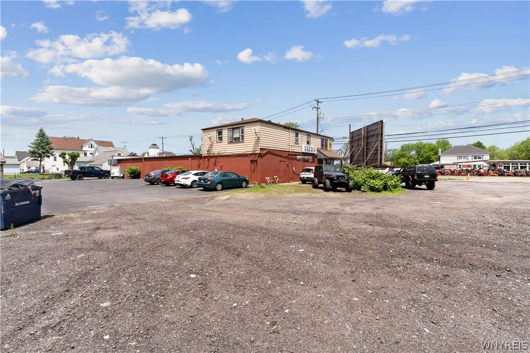 2895 Seneca Street, West Seneca, New York 14224, West Seneca, New York 14224, ,Commercial Sale,For Sale,2895 Seneca Street, West Seneca, New York 14224,0,B1685442