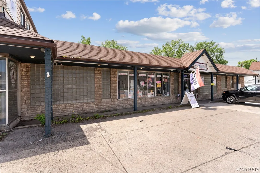 2895 Seneca Street, West Seneca, New York 14224, West Seneca, New York 14224, ,Commercial Sale,For Sale,2895 Seneca Street, West Seneca, New York 14224,0,B1685442
