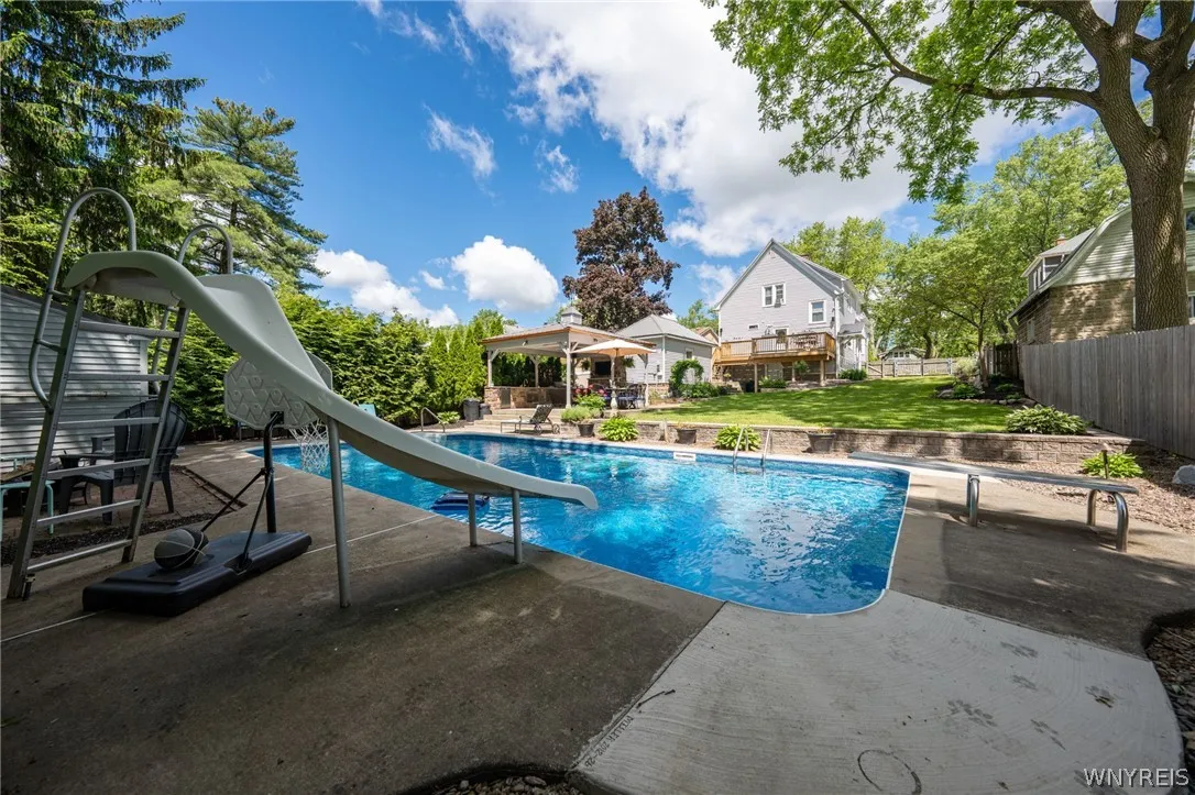 487 Main Street, West Seneca, New York 14224, West Seneca, New York 14224, 5 Bedrooms Bedrooms, 11 Rooms Rooms,2 BathroomsBathrooms,Residential,For Sale,487 Main Street, West Seneca, New York 14224,0,B1685355