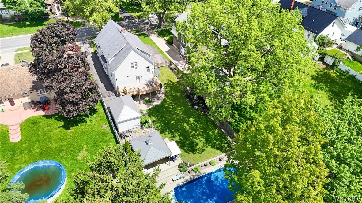 487 Main Street, West Seneca, New York 14224, West Seneca, New York 14224, 5 Bedrooms Bedrooms, 11 Rooms Rooms,2 BathroomsBathrooms,Residential,For Sale,487 Main Street, West Seneca, New York 14224,0,B1685355