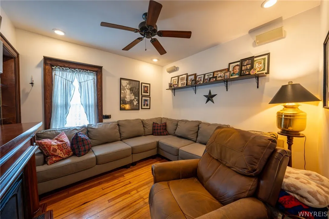 487 Main Street, West Seneca, New York 14224, West Seneca, New York 14224, 5 Bedrooms Bedrooms, 11 Rooms Rooms,2 BathroomsBathrooms,Residential,For Sale,487 Main Street, West Seneca, New York 14224,0,B1685355