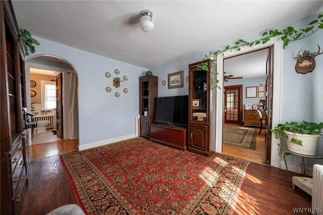 487 Main Street, West Seneca, New York 14224, West Seneca, New York 14224, 5 Bedrooms Bedrooms, 11 Rooms Rooms,2 BathroomsBathrooms,Residential,For Sale,487 Main Street, West Seneca, New York 14224,0,B1685355