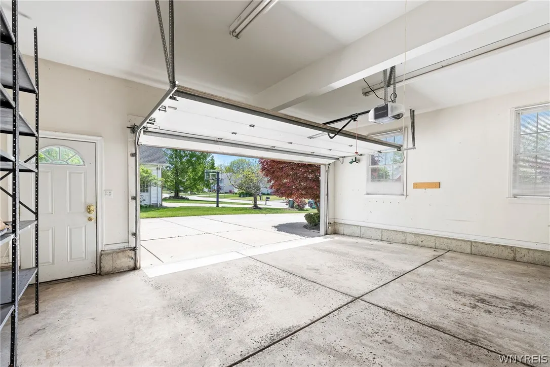 2.5 car sideload garage