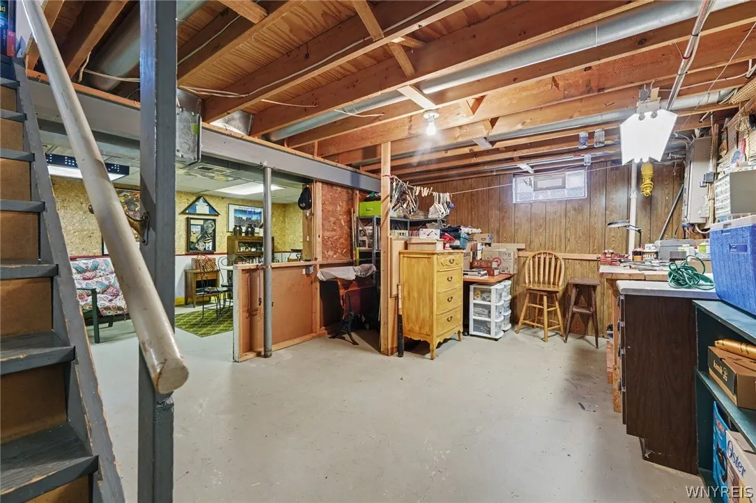 8 Vermont Place, West Seneca, New York 14224, West Seneca, New York 14224, 3 Bedrooms Bedrooms, 6 Rooms Rooms,1 BathroomBathrooms,Residential,For Sale,8 Vermont Place, West Seneca, New York 14224,0,B1683016