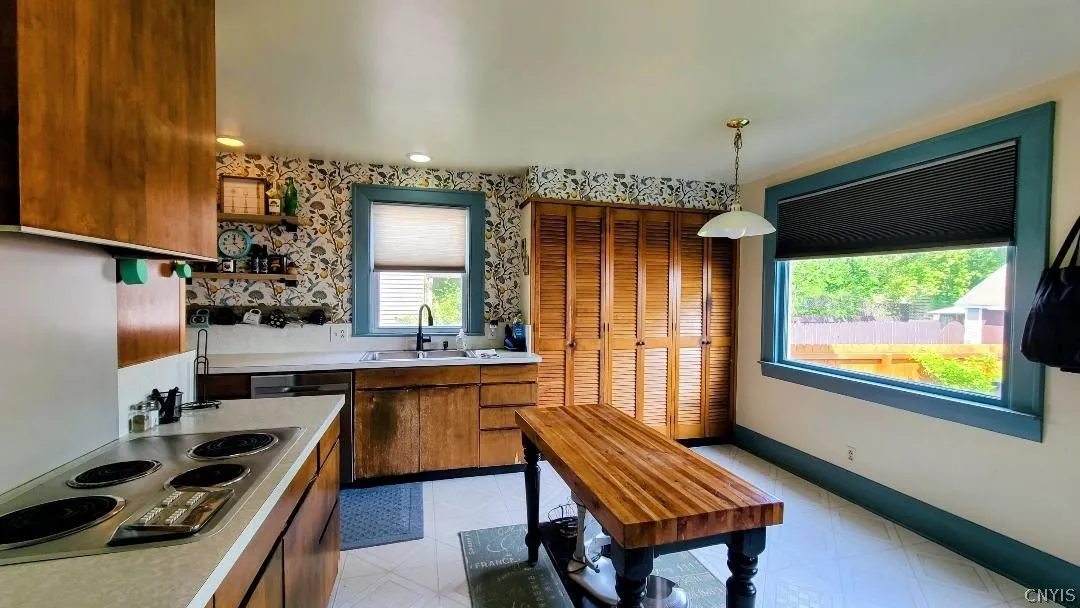 131 John Street, German Flatts, New York 13357, German Flatts, New York 13357, 4 Bedroom Bedrooms, 9 Room Rooms,2 BathroomBathrooms,Residential,For Sale,131 John Street, German Flatts, New York 13357,0,S1685913