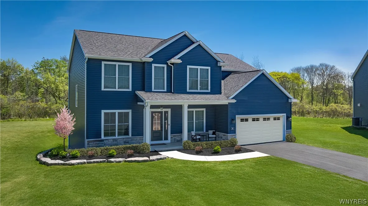 5693 Dorothy Circle, Clarence, New York 14032, Clarence, New York 14032, 4 Bedrooms Bedrooms, 8 Rooms Rooms,2 BathroomsBathrooms,Residential,For Sale,5693 Dorothy Circle, Clarence, New York 14032,0,B1684636