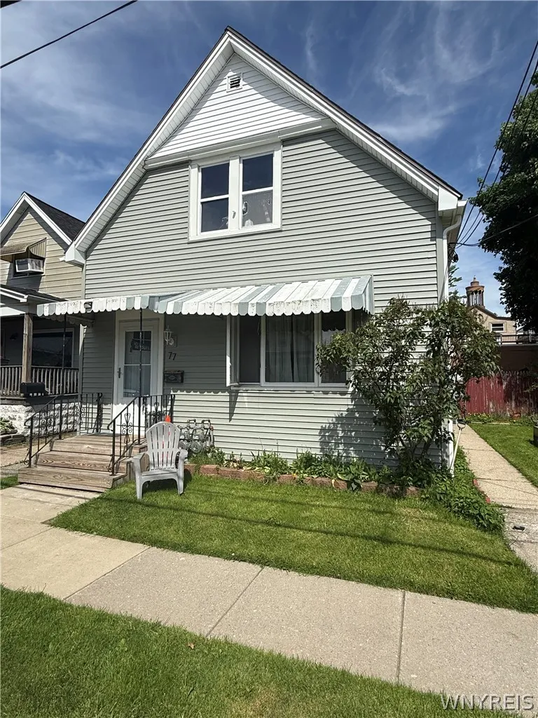 77 Weiss Street, Buffalo, New York 14206, Buffalo, New York 14206, 5 Bedrooms Bedrooms, ,2 BathroomsBathrooms,Residential,For Sale,77 Weiss Street, Buffalo, New York 14206,0,B1685528