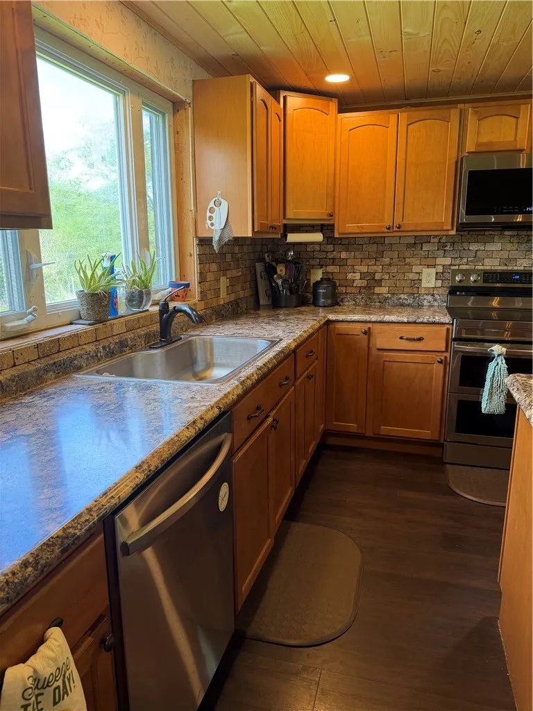 374 Brewer Run Road, Norwich, Pennsylvania 16749, Norwich, Pennsylvania 16749, 3 Bedrooms Bedrooms, 6 Rooms Rooms,2 BathroomsBathrooms,Residential,For Sale,374 Brewer Run Road, Norwich, Pennsylvania 16749,0,R1685616