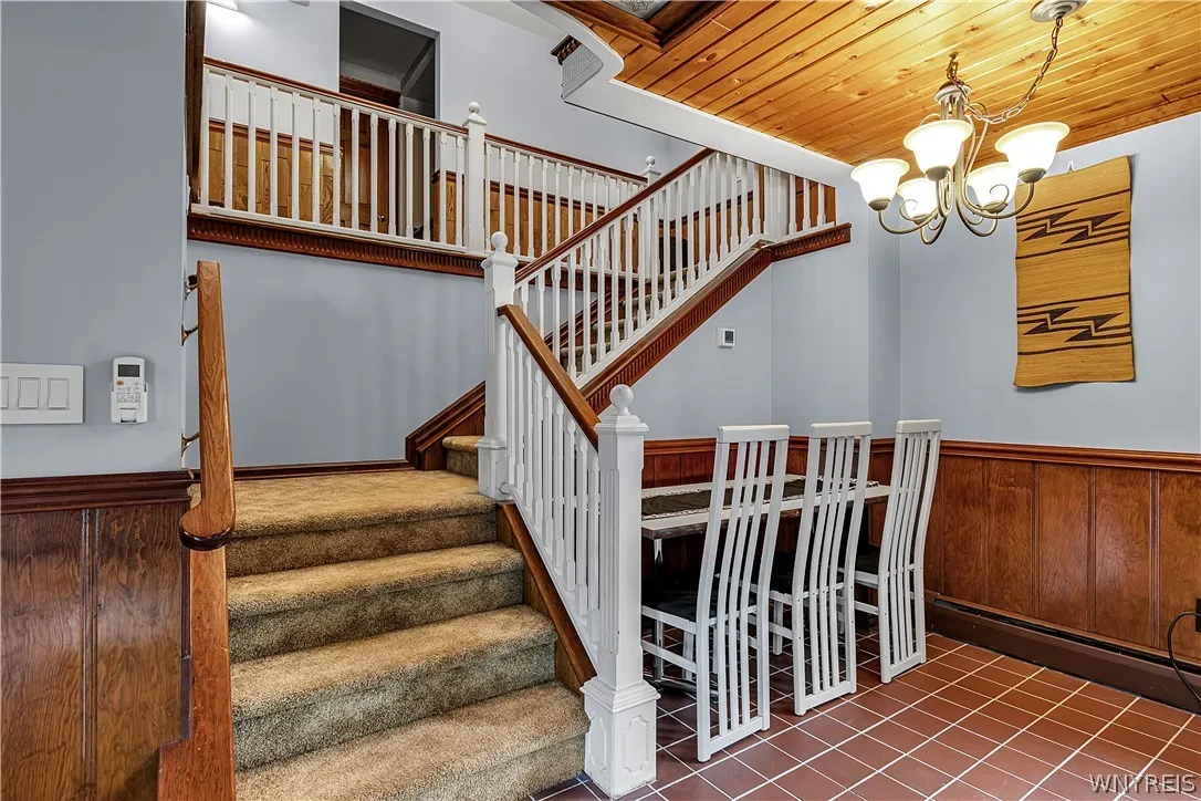 8165 Miles Road, Clarence, New York 14051, Clarence, New York 14051, 5 Bedrooms Bedrooms, 10 Rooms Rooms,5 BathroomsBathrooms,Residential,For Sale,8165 Miles Road, Clarence, New York 14051,0,B1686265