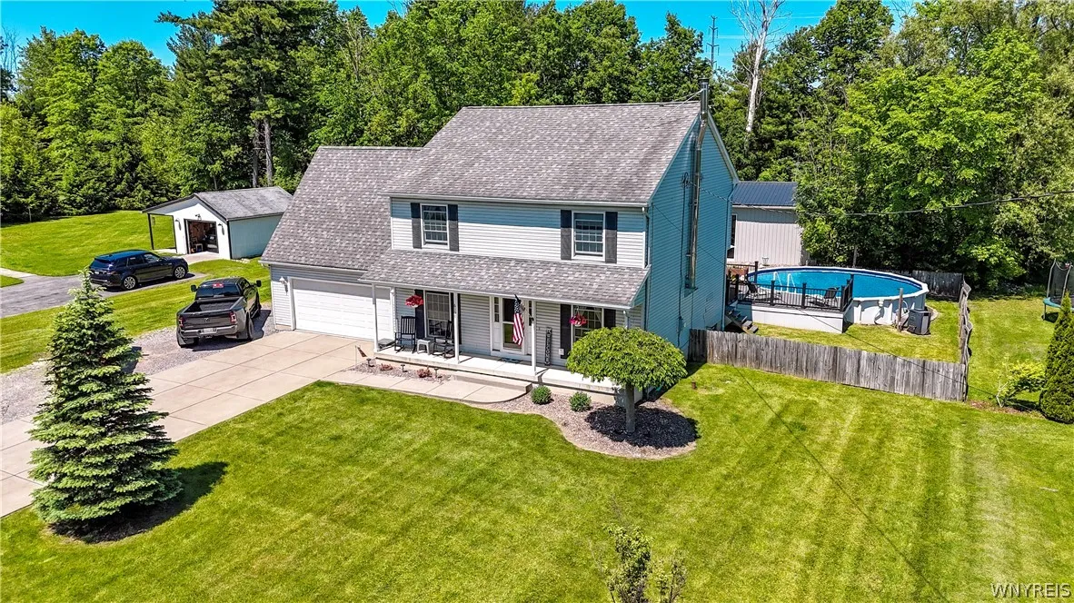 6138 Versailles Road, Hamburg, New York 14085, Hamburg, New York 14085, 4 Bedrooms Bedrooms, 8 Rooms Rooms,2 BathroomsBathrooms,Residential,For Sale,6138 Versailles Road, Hamburg, New York 14085,0,B1686032