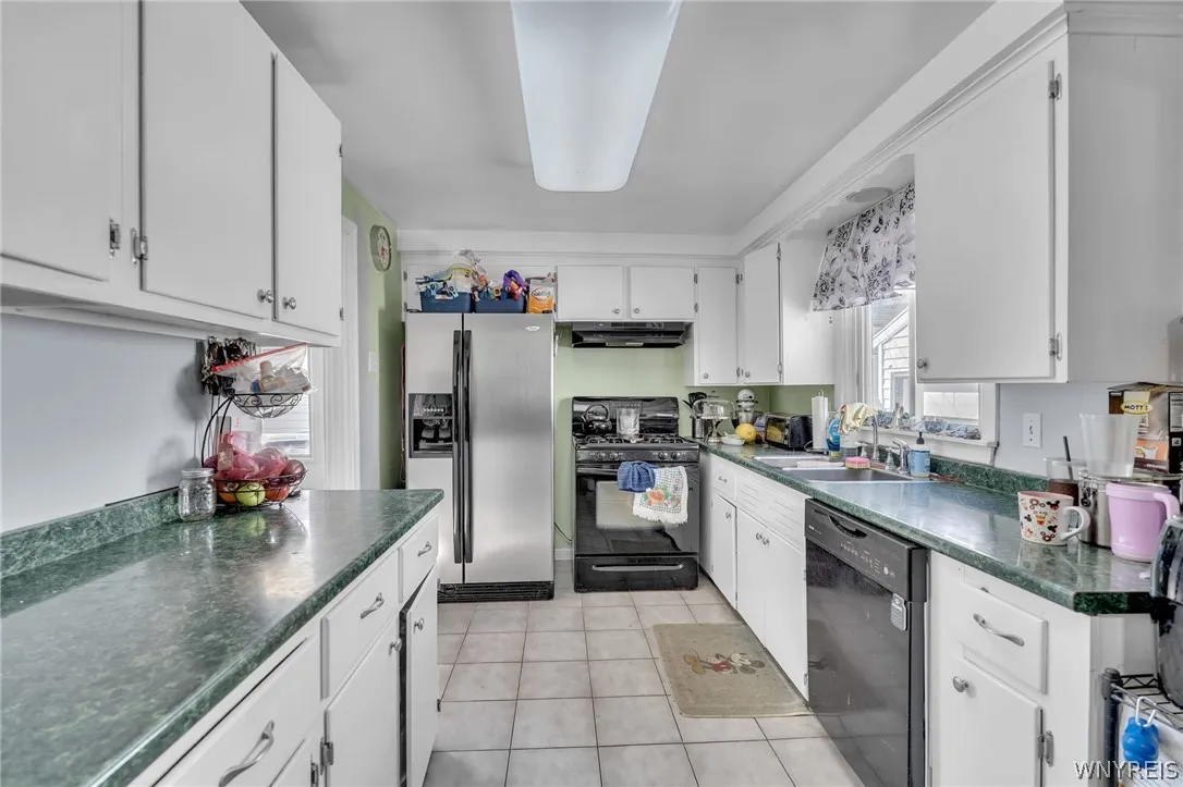 39 Leawood Drive, Tonawanda, New York 14150, Tonawanda, New York 14150, 3 Bedrooms Bedrooms, 6 Rooms Rooms,2 BathroomsBathrooms,Residential,For Sale,39 Leawood Drive, Tonawanda, New York 14150,0,B1685288