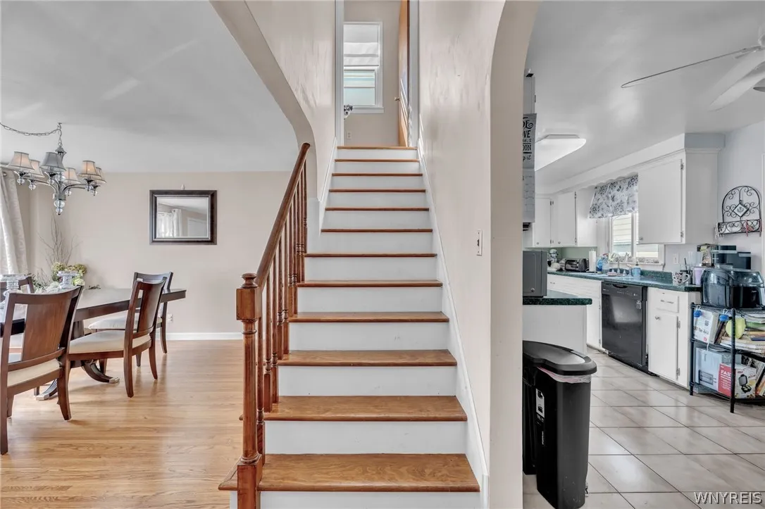 39 Leawood Drive, Tonawanda, New York 14150, Tonawanda, New York 14150, 3 Bedrooms Bedrooms, 6 Rooms Rooms,2 BathroomsBathrooms,Residential,For Sale,39 Leawood Drive, Tonawanda, New York 14150,0,B1685288