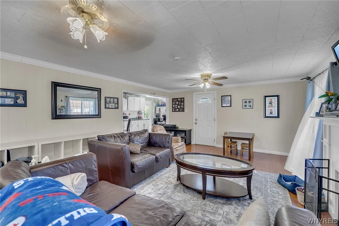 39 Leawood Drive, Tonawanda, New York 14150, Tonawanda, New York 14150, 3 Bedrooms Bedrooms, 6 Rooms Rooms,2 BathroomsBathrooms,Residential,For Sale,39 Leawood Drive, Tonawanda, New York 14150,0,B1685288
