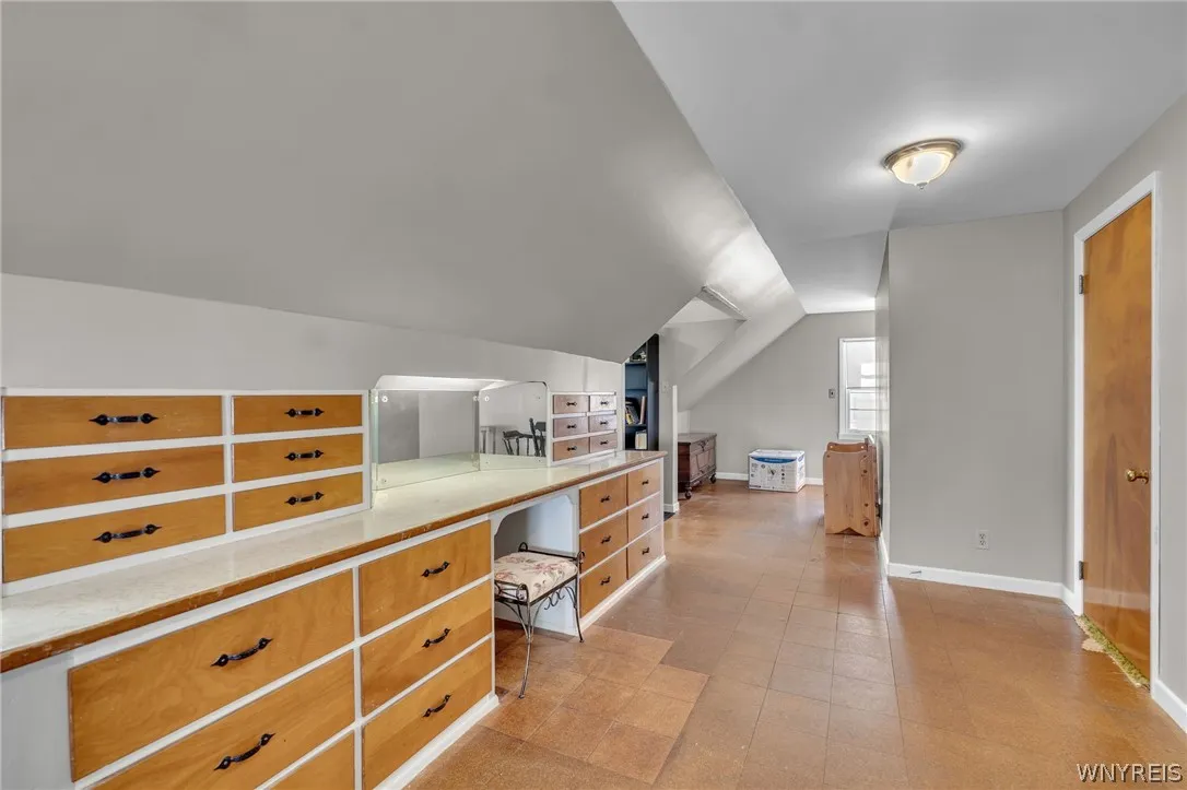 39 Leawood Drive, Tonawanda, New York 14150, Tonawanda, New York 14150, 3 Bedrooms Bedrooms, 6 Rooms Rooms,2 BathroomsBathrooms,Residential,For Sale,39 Leawood Drive, Tonawanda, New York 14150,0,B1685288