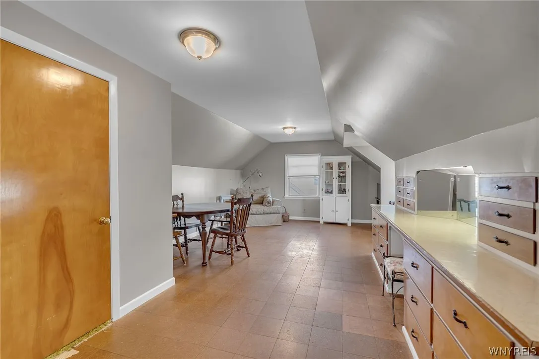 39 Leawood Drive, Tonawanda, New York 14150, Tonawanda, New York 14150, 3 Bedrooms Bedrooms, 6 Rooms Rooms,2 BathroomsBathrooms,Residential,For Sale,39 Leawood Drive, Tonawanda, New York 14150,0,B1685288