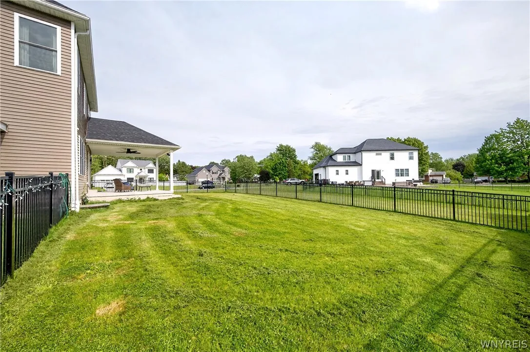 4 Wentworth Drive, Orchard Park, New York 14127, Orchard Park, New York 14127, 4 Bedrooms Bedrooms, 15 Rooms Rooms,2 BathroomsBathrooms,Residential,For Sale,4 Wentworth Drive, Orchard Park, New York 14127,0,B1686306