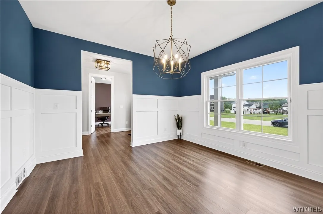 4 Wentworth Drive, Orchard Park, New York 14127, Orchard Park, New York 14127, 4 Bedrooms Bedrooms, 15 Rooms Rooms,2 BathroomsBathrooms,Residential,For Sale,4 Wentworth Drive, Orchard Park, New York 14127,0,B1686306