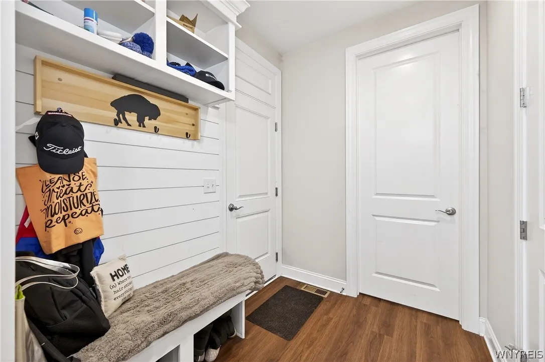 4 Wentworth Drive, Orchard Park, New York 14127, Orchard Park, New York 14127, 4 Bedrooms Bedrooms, 15 Rooms Rooms,2 BathroomsBathrooms,Residential,For Sale,4 Wentworth Drive, Orchard Park, New York 14127,0,B1686306