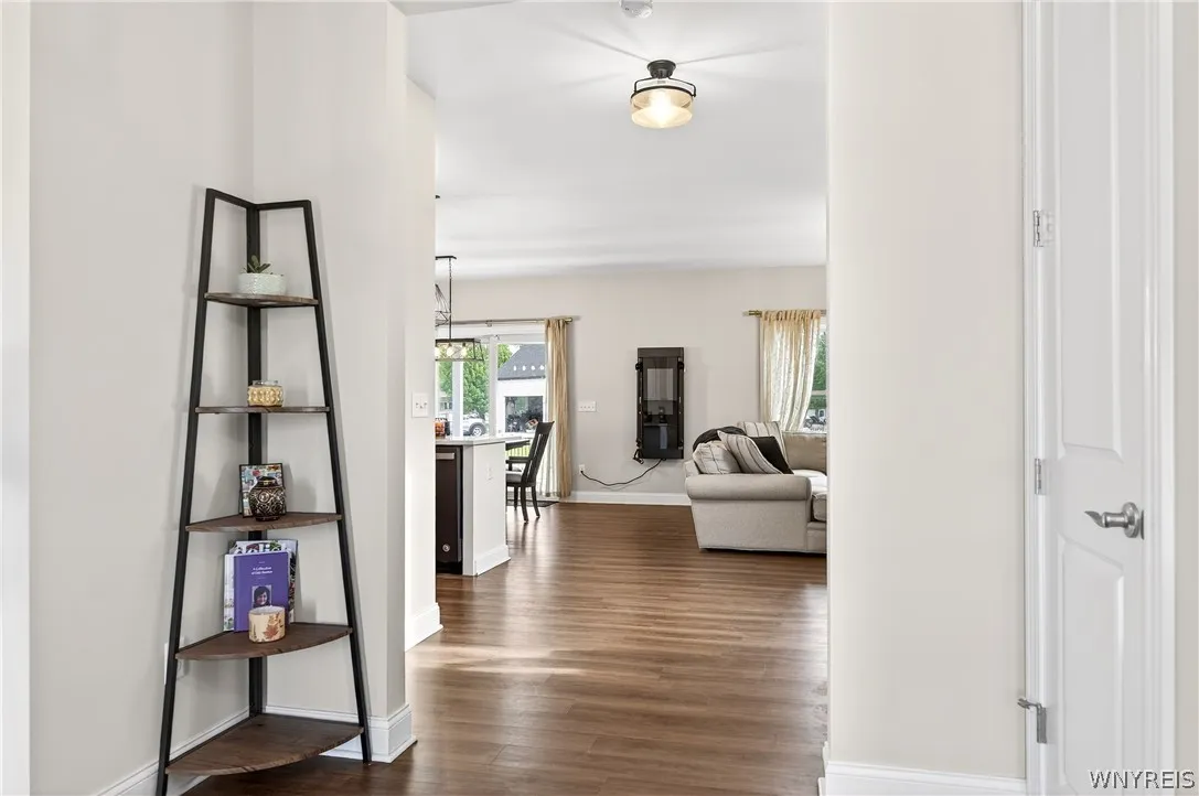 4 Wentworth Drive, Orchard Park, New York 14127, Orchard Park, New York 14127, 4 Bedrooms Bedrooms, 15 Rooms Rooms,2 BathroomsBathrooms,Residential,For Sale,4 Wentworth Drive, Orchard Park, New York 14127,0,B1686306