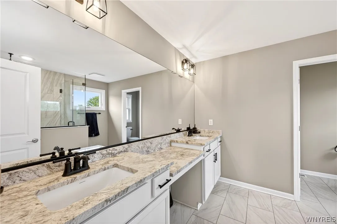 4 Wentworth Drive, Orchard Park, New York 14127, Orchard Park, New York 14127, 4 Bedrooms Bedrooms, 15 Rooms Rooms,2 BathroomsBathrooms,Residential,For Sale,4 Wentworth Drive, Orchard Park, New York 14127,0,B1686306