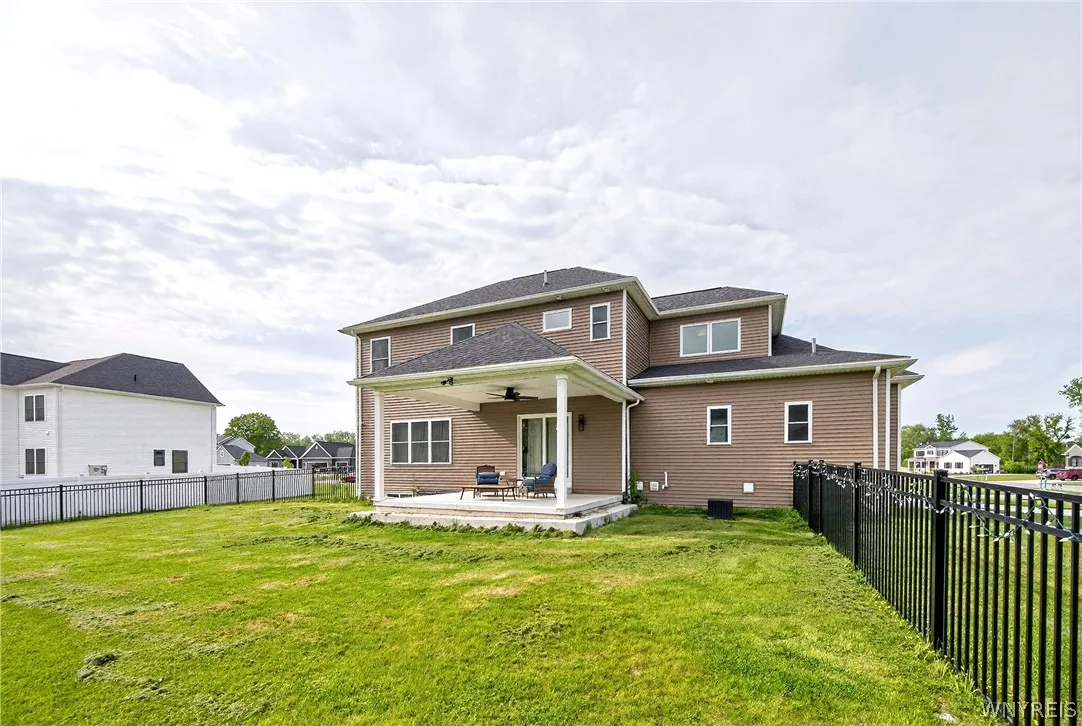 4 Wentworth Drive, Orchard Park, New York 14127, Orchard Park, New York 14127, 4 Bedrooms Bedrooms, 15 Rooms Rooms,2 BathroomsBathrooms,Residential,For Sale,4 Wentworth Drive, Orchard Park, New York 14127,0,B1686306